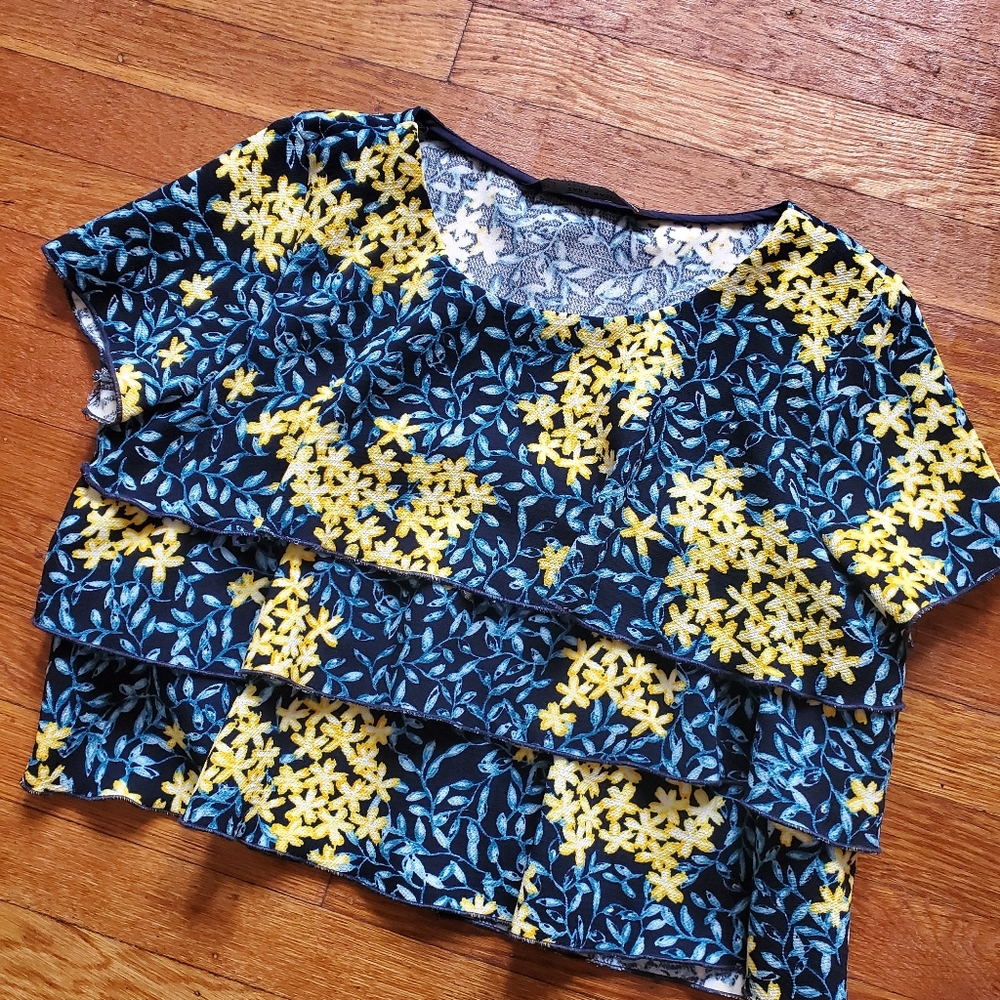 Zara Ruffled Crop Top - Picture 5 of 5